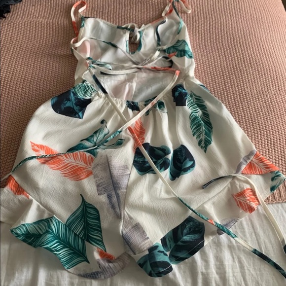 Floral romper - Picture 1 of 2